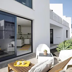 Casa Anclada En Arrieta Appartamento