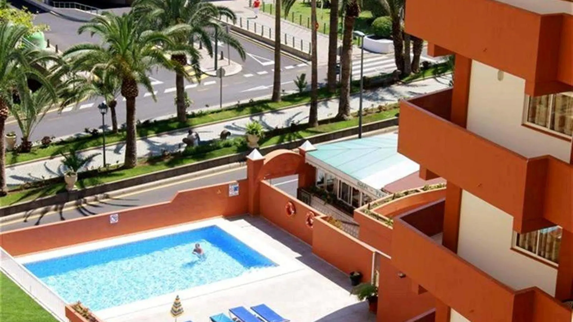 Apartamentos Alta Puerto de la Cruz  Apartment Puerto de la Cruz (Tenerife)